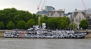 PressOn wraps HMS President to create “dazzle ship”